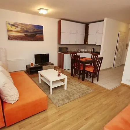 Miedzymorzem * Krynica Morska